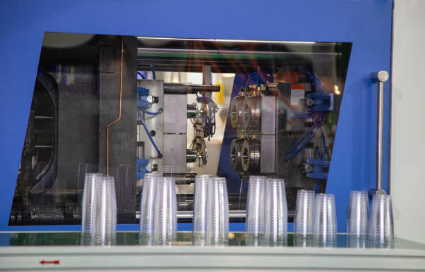 ¿Qué máquina se utiliza para la extrusión?